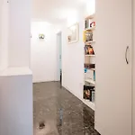 Apartma Lightbox
